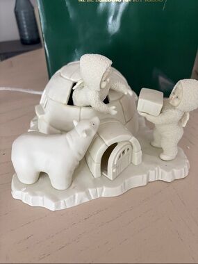 Department 56 Snowbabies “We’re Building an Icy Igloo”